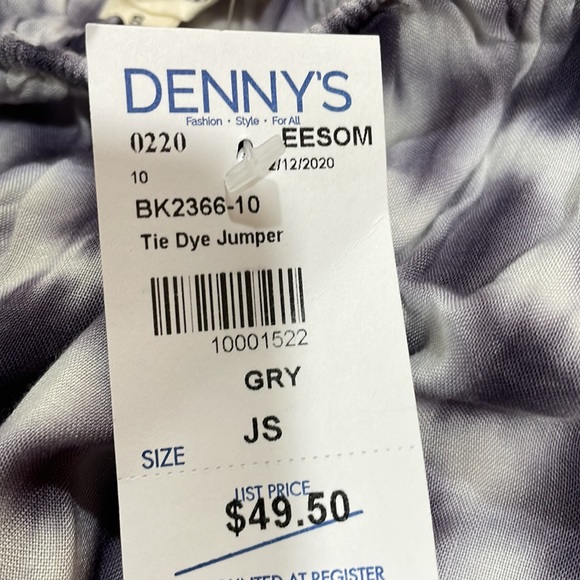 Strapless Romper with Flowy Slit Legs - Picture 10 of 10